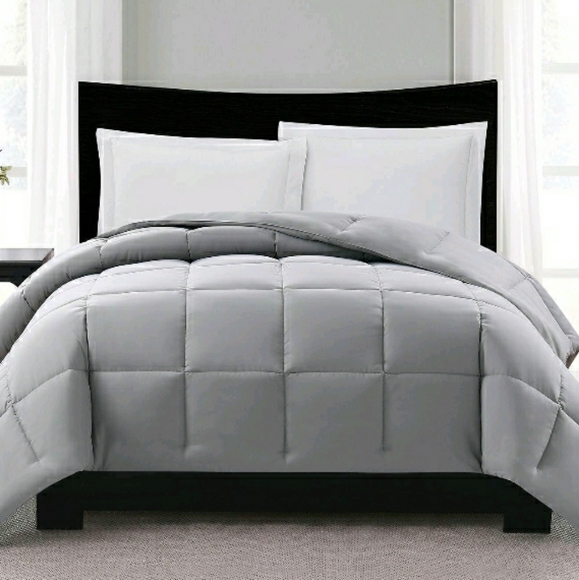 London Fog Alternative Comforter - Picture 1 of 2